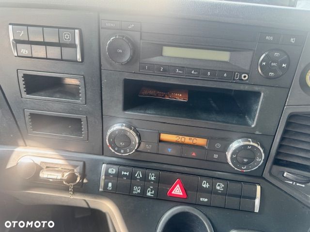 Mercedes-Benz actros - 10