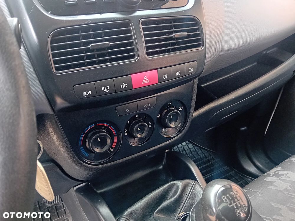 Opel Combo - 13