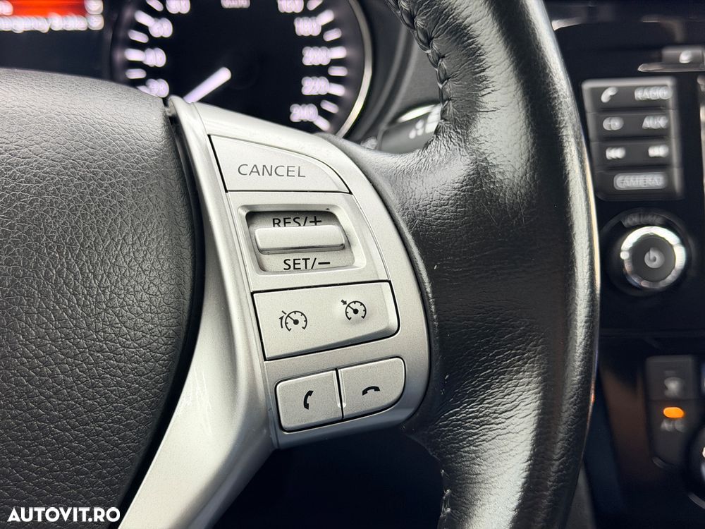 Nissan X-Trail 1.6 dCi N-Connecta - 29