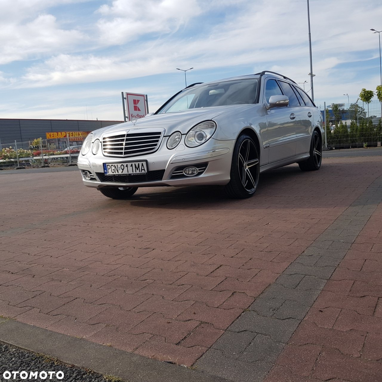 Mercedes-Benz Klasa E 200 T Kompressor Automatik Avantgarde - 11
