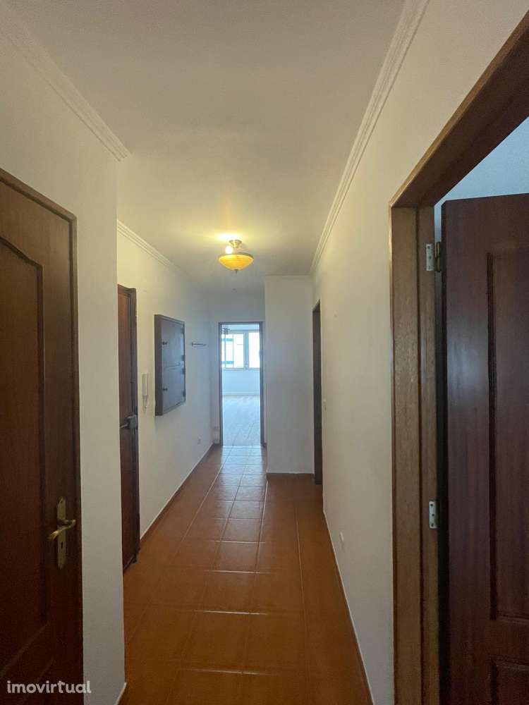 T2 para arrendar em Linda-a-Velha - Grande imagem: 5/11