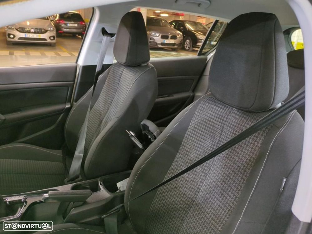 Peugeot 308 1.5 BlueHDi Business Line - 4