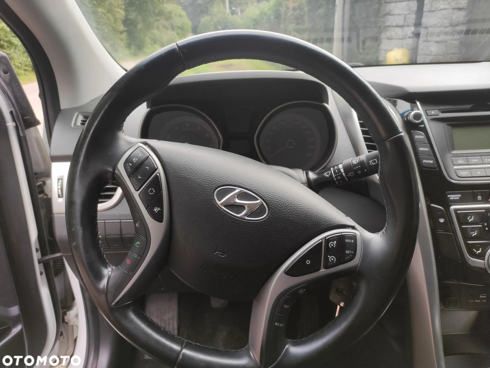 Hyundai i30 1.6 Premium - 12
