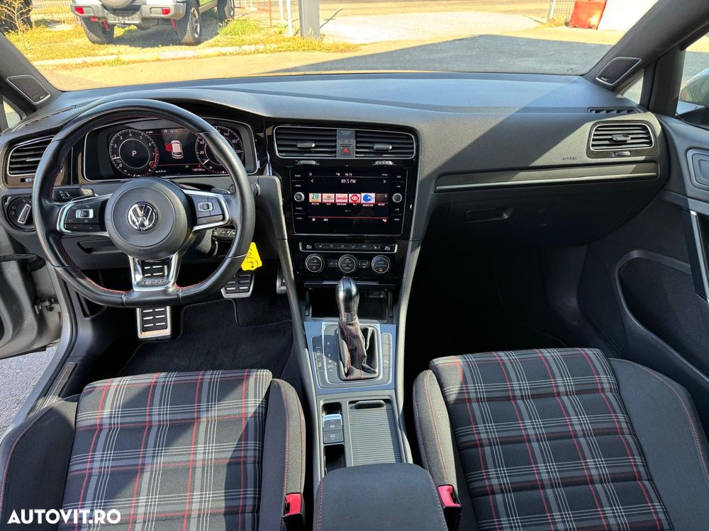 Volkswagen Golf 2.0 TSI DSG GTI Performance - 21