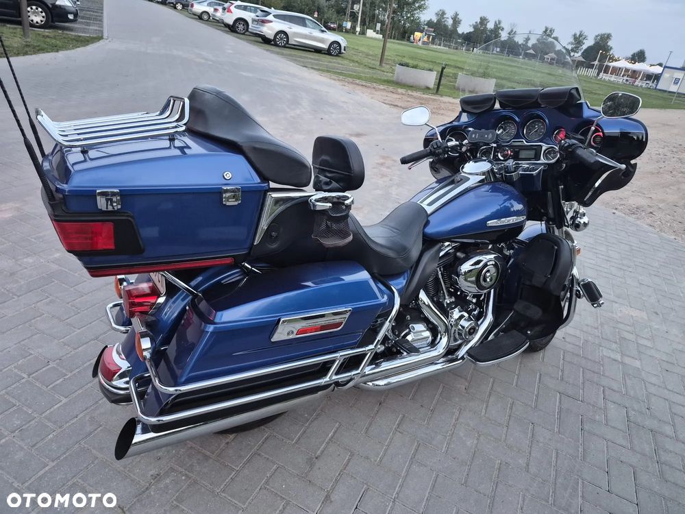 Harley-Davidson FLHTCU Ultra - 6