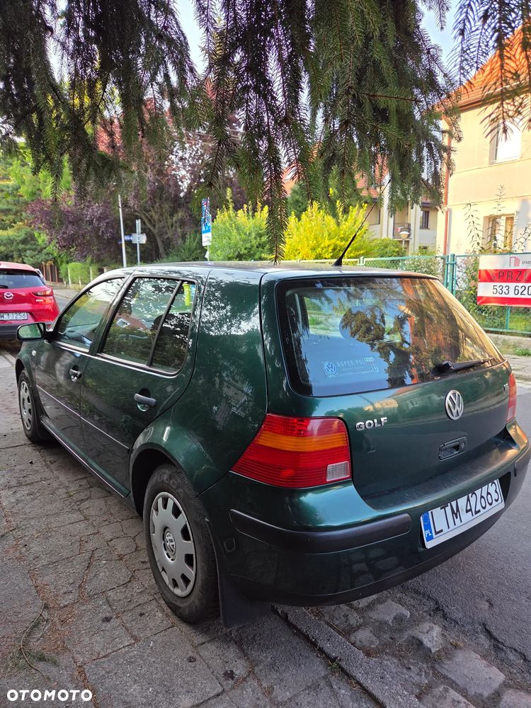 Volkswagen Golf 1.6 Basis - 5