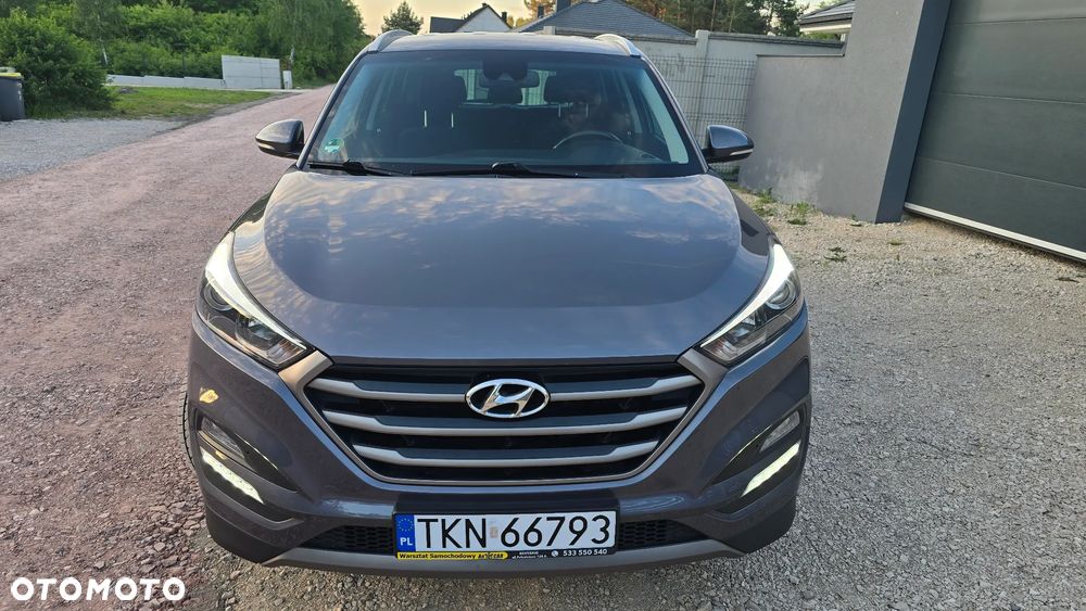 Hyundai Tucson blue 1.7 CRDi 2WD Intro Edition - 1