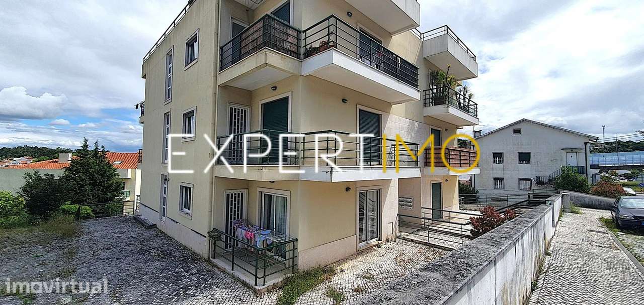 Apartamento T2 - Garagem - S. Martinho do Bispo - Coimbra - Grande imagem: 2/18