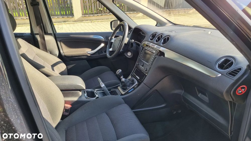 Ford S-Max 2.0 TDCi DPF Titanium - 15