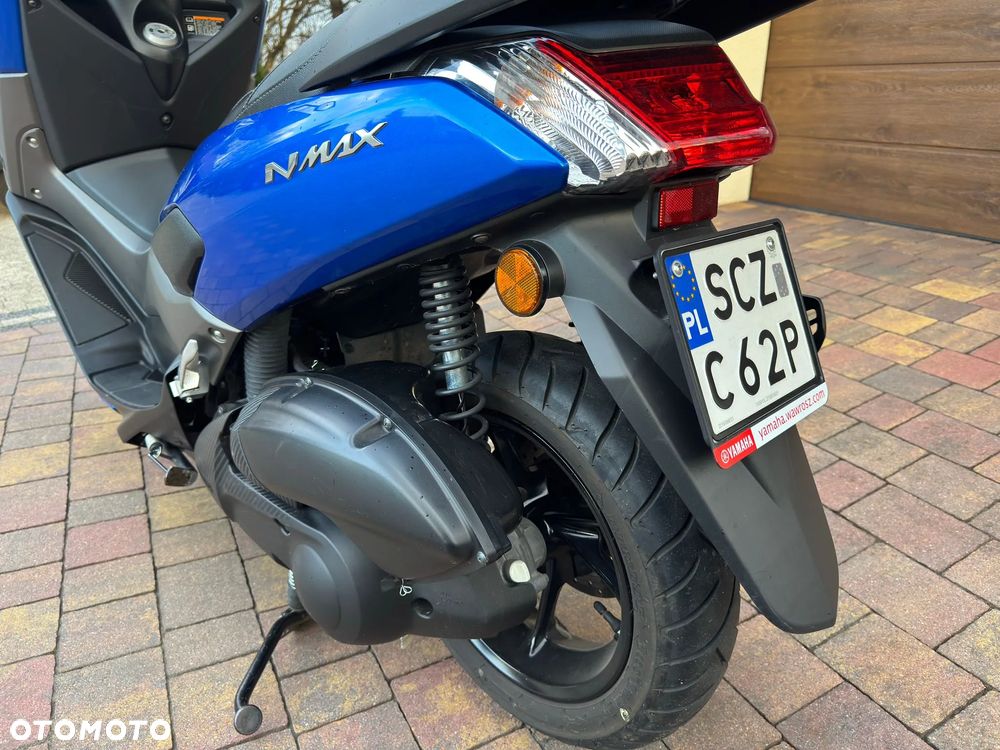 Yamaha NMAX - 18