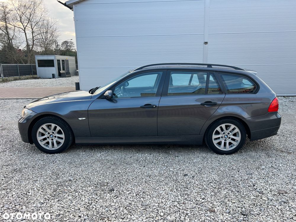 BMW Seria 3 320d - 10