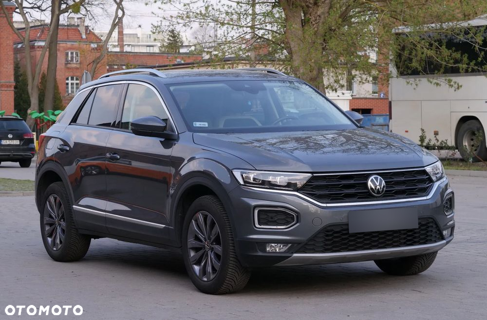 Volkswagen T-Roc - 12