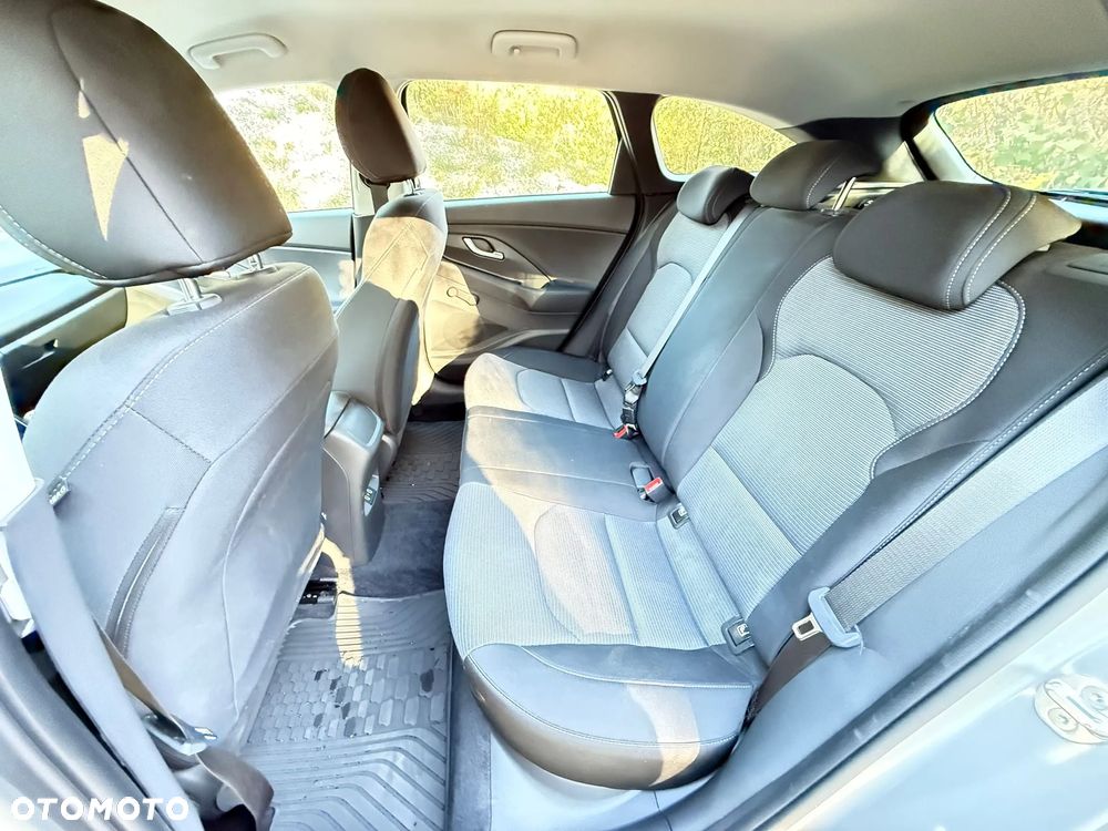 Hyundai i30 1.5 DPI Pure - 10