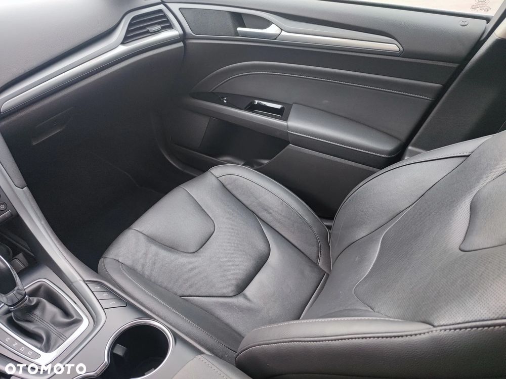 Ford Mondeo 2.0 TDCi Titanium PowerShift - 21