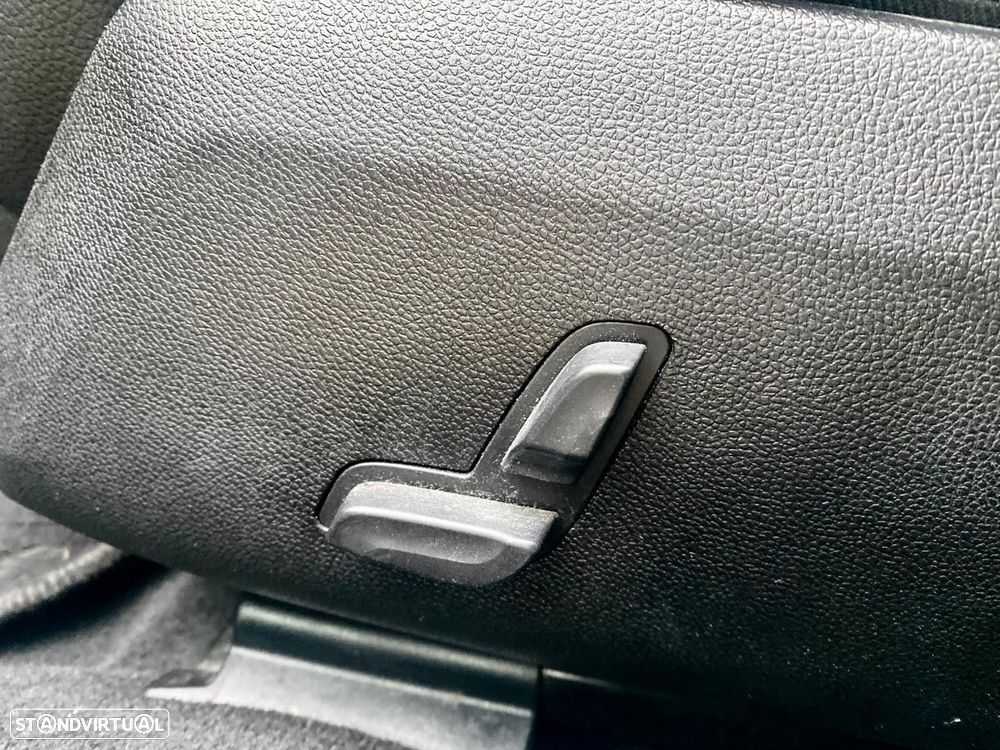 Mercedes-Benz E 220 CDi Avantgarde BE Auto. - 14