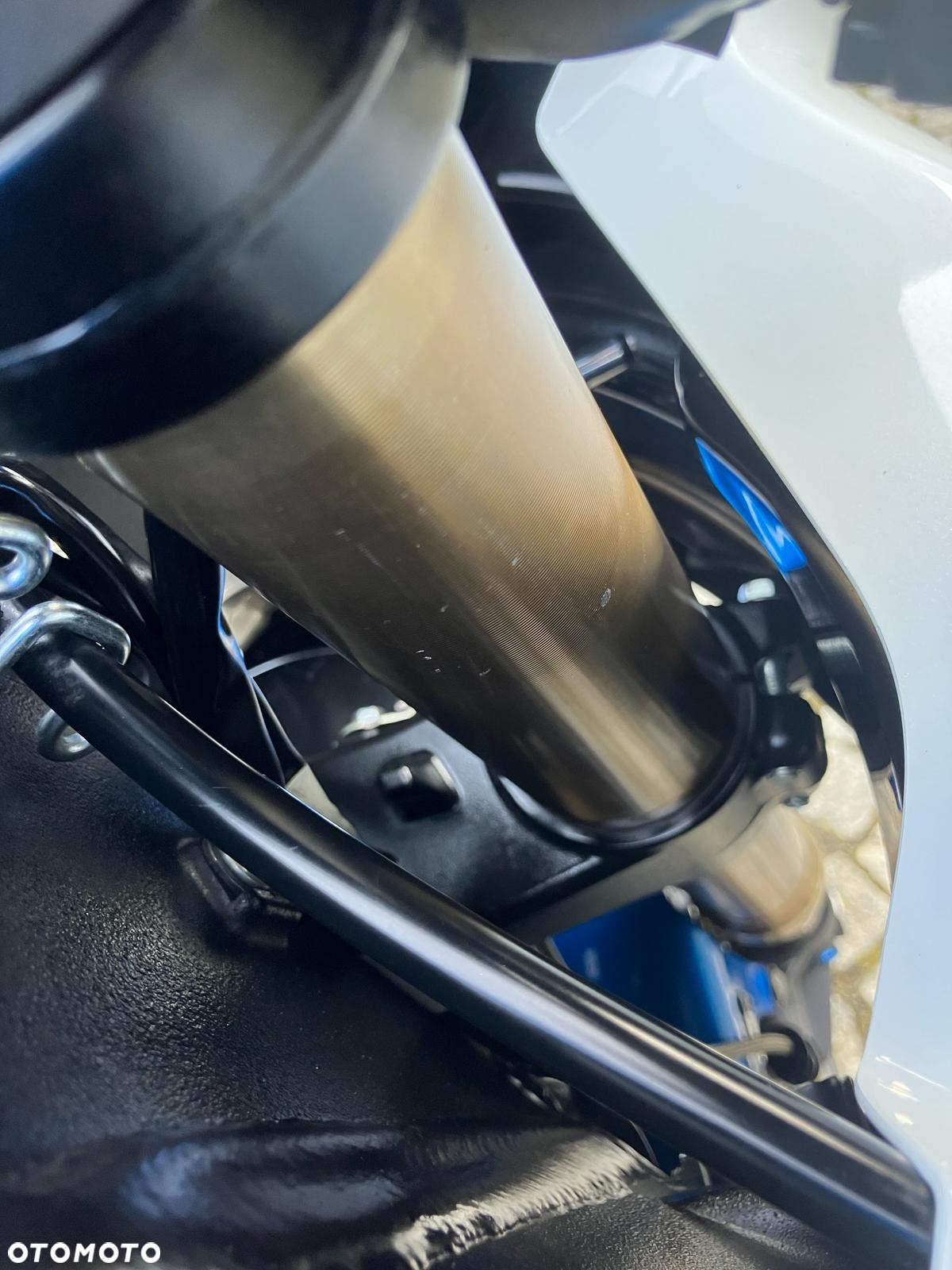 Suzuki GSX-R - 22