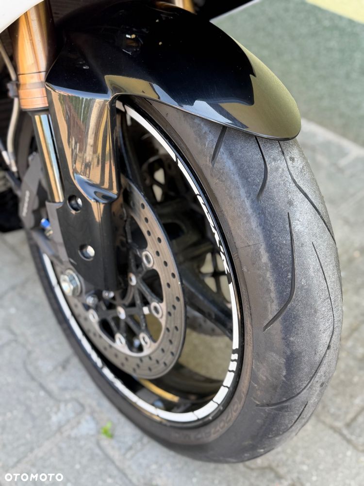 Suzuki GSX-R - 3