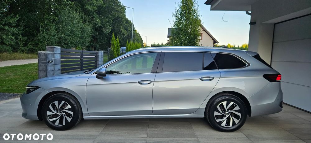 Volkswagen Passat - 13