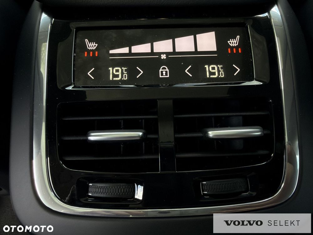 Volvo XC 60 - 28