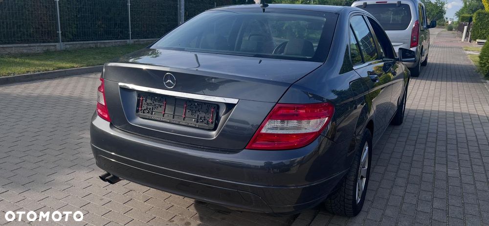 Mercedes-Benz Klasa C 200 T Kompressor Elegance - 7