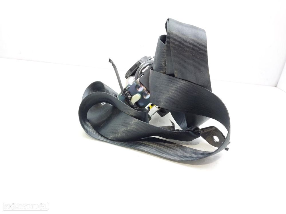 CINTO DE SEGURANÇA TRASEIRO DIREITO FORD FOCUS - 1