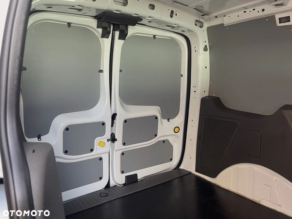 Ford Transit Connect - 15