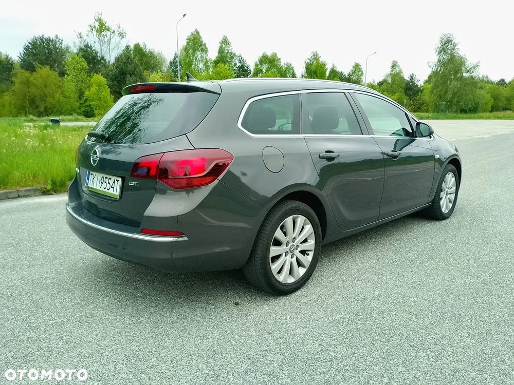 Opel Astra 1.6 CDTI DPF ecoFLEX TourerStart/Stop Exklusiv - 4