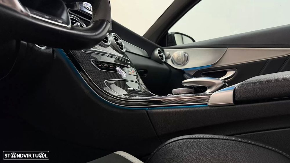 Mercedes-Benz C 63 AMG S - 32