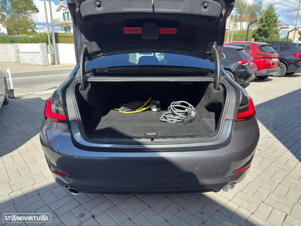 BMW 320 e Line Sport Auto - 13