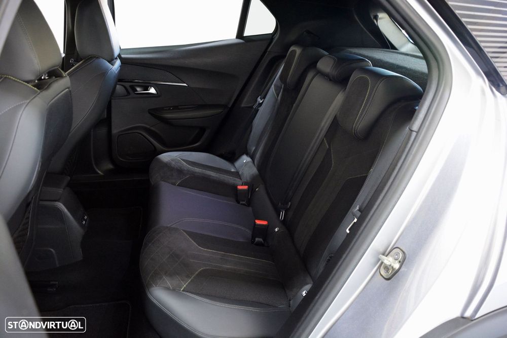 Peugeot 2008 1.2 PureTech GT Pack EAT8 - 9