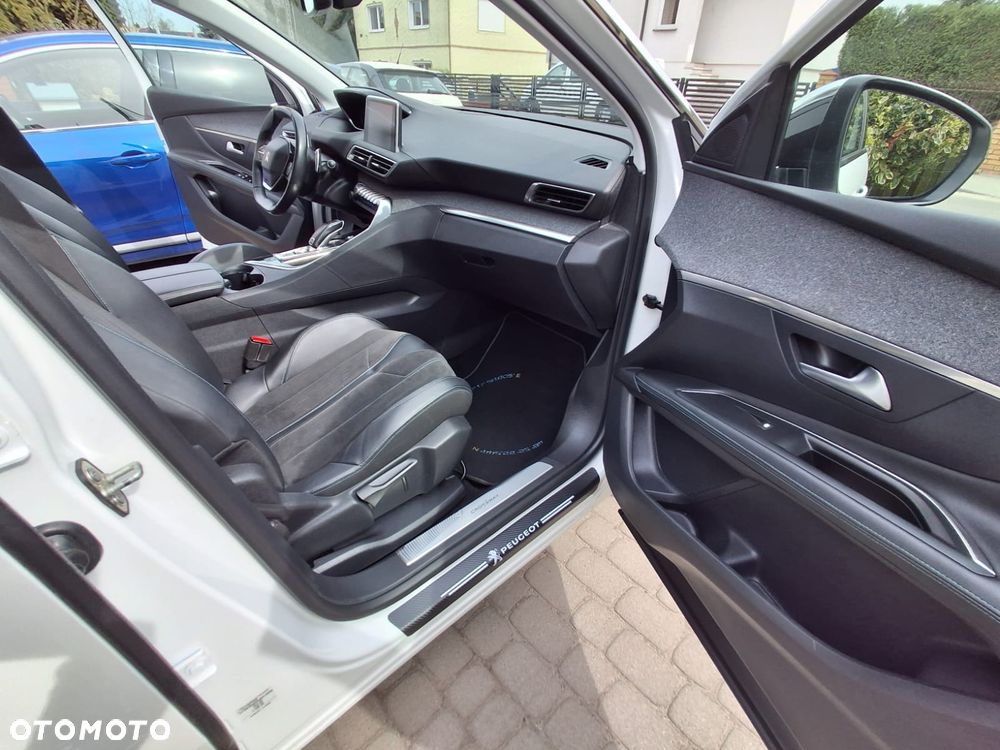 Peugeot 3008 PureTech 180 Stop & Start GPF EAT8 Crossway - 19