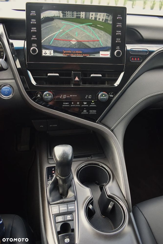Toyota Camry 2.5 Hybrid Prestige CVT - 10