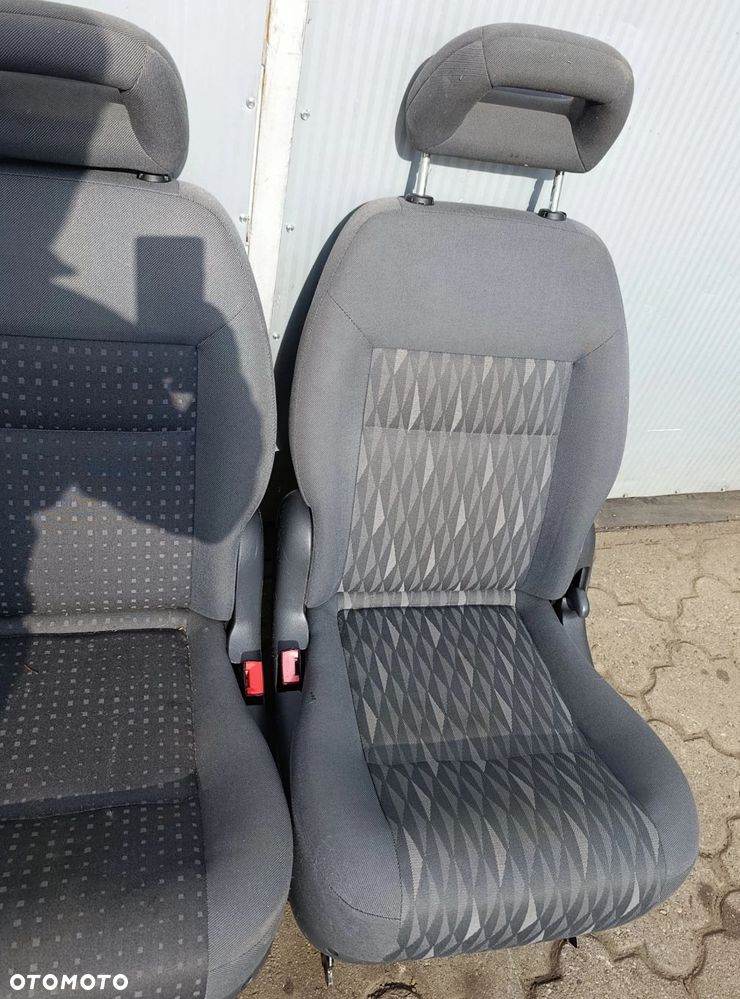 Galaxy MK1 fotel tylny tył lift Alhambra Sharan Ford - 2