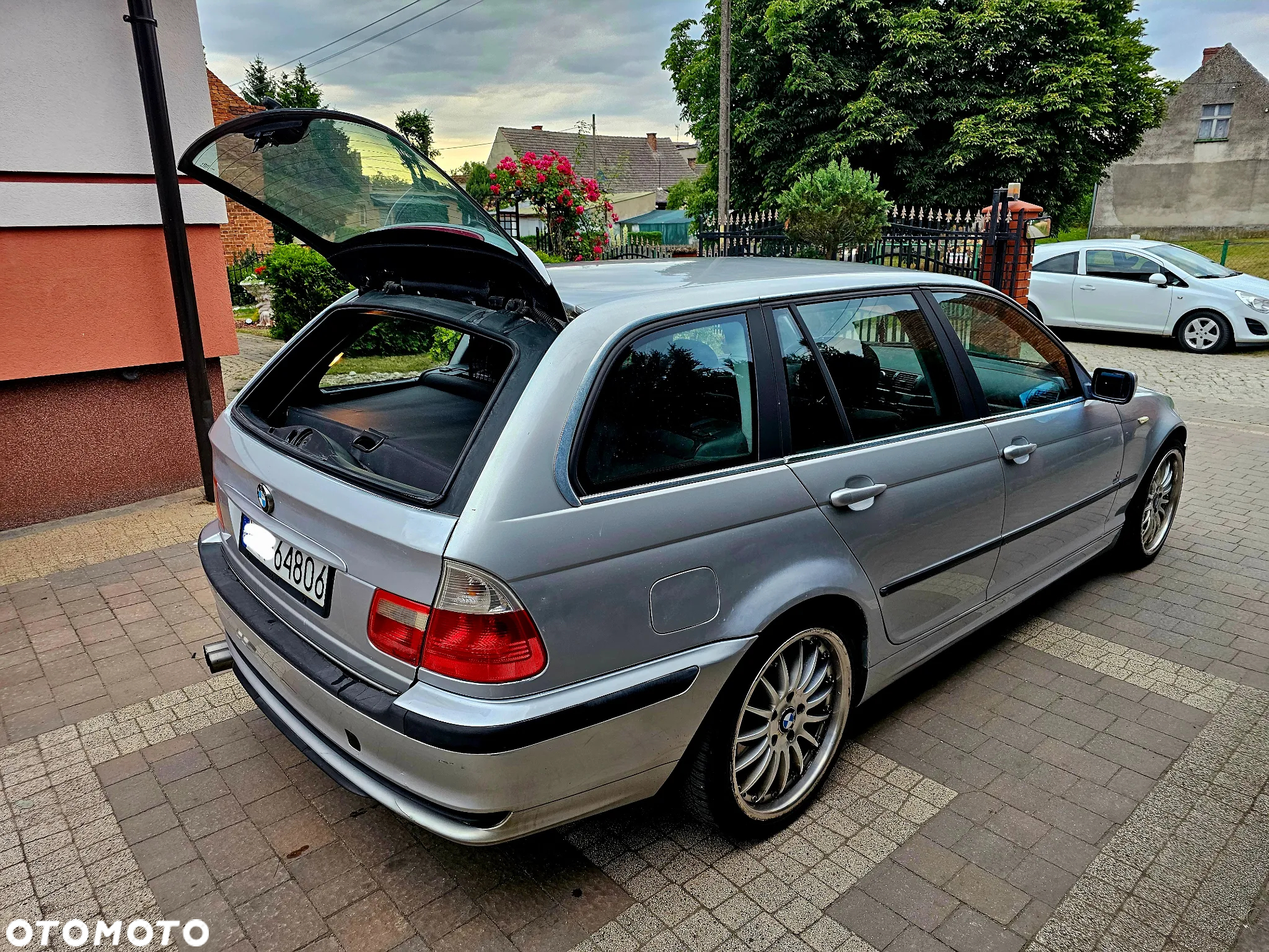BMW Seria 3 320i - 3