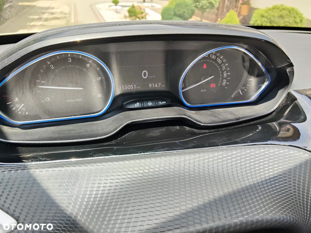 Peugeot 2008 e-HDi FAP 115 STOP & START Allure - 33