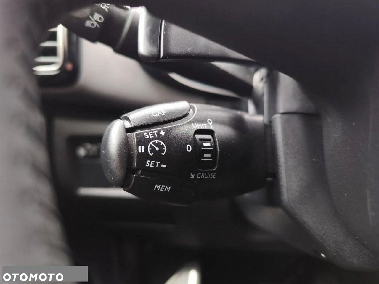 Citroën C5 Aircross 1.2 PureTech Shine Pack EAT8 - 18