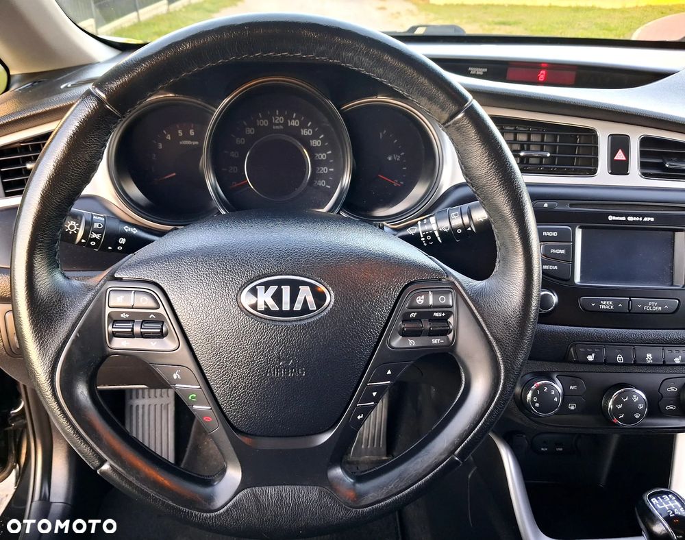 Kia Ceed 1.4 CRDi 90 Vision - 22