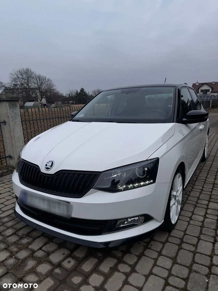 Skoda Fabia 1.4 TSI R5 DSG - 1