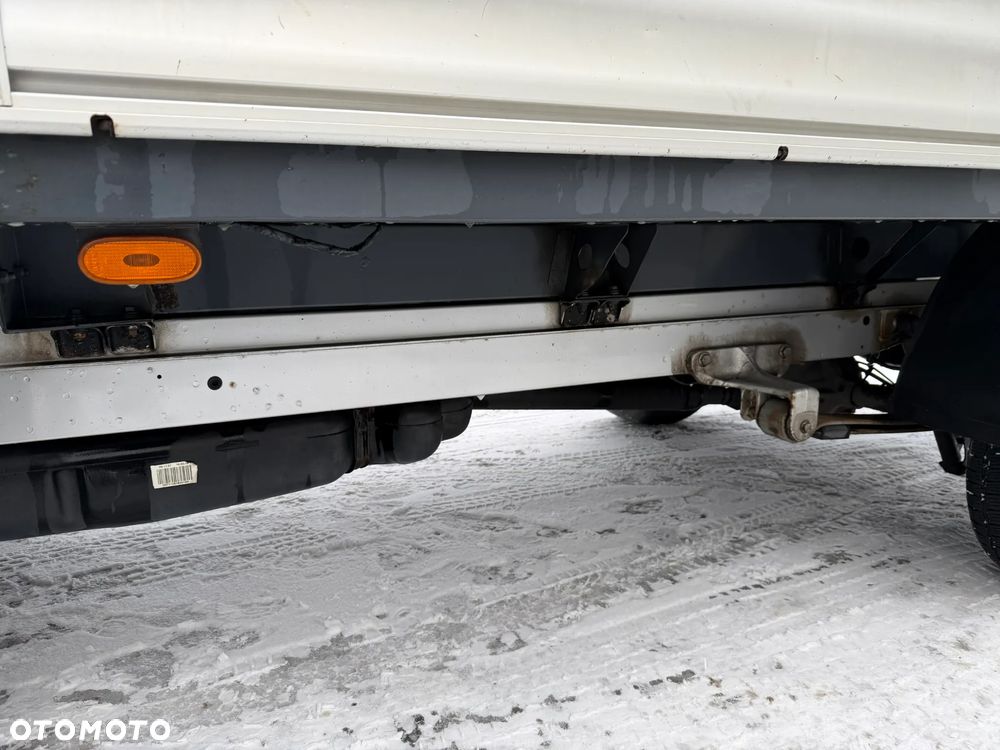 Volkswagen CRAFTER - 11