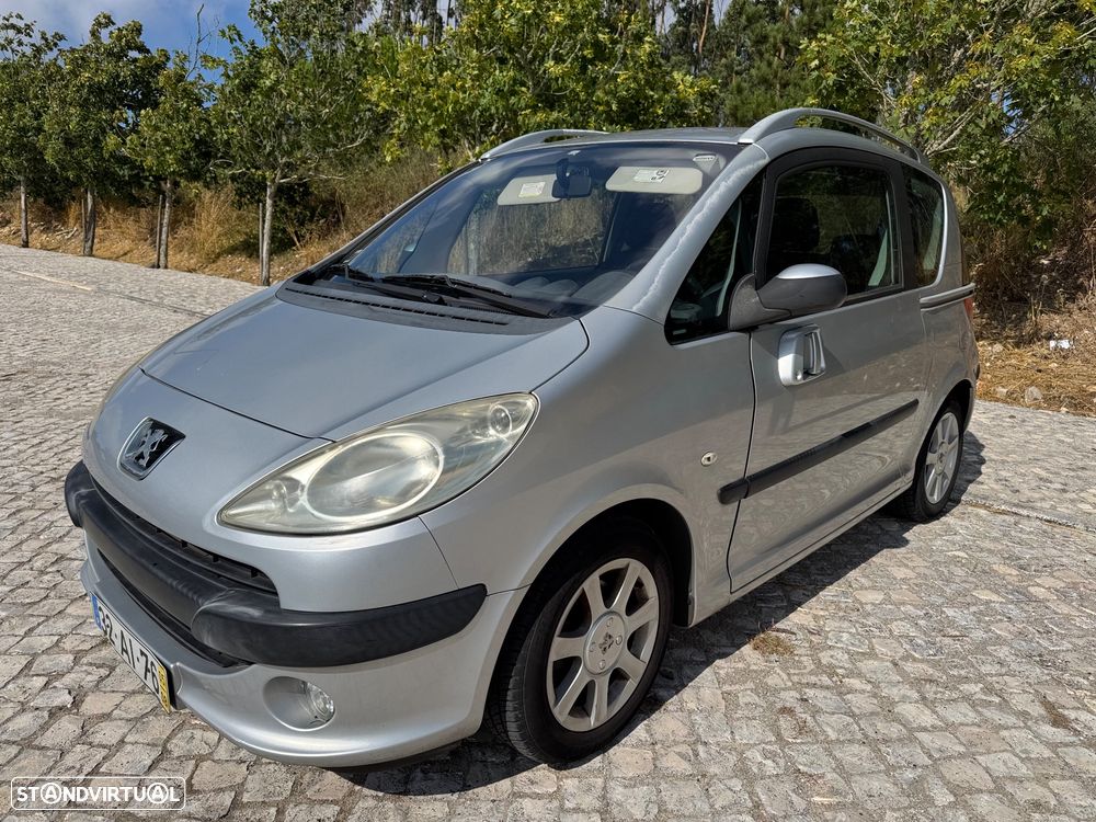 Peugeot 1007 - 1