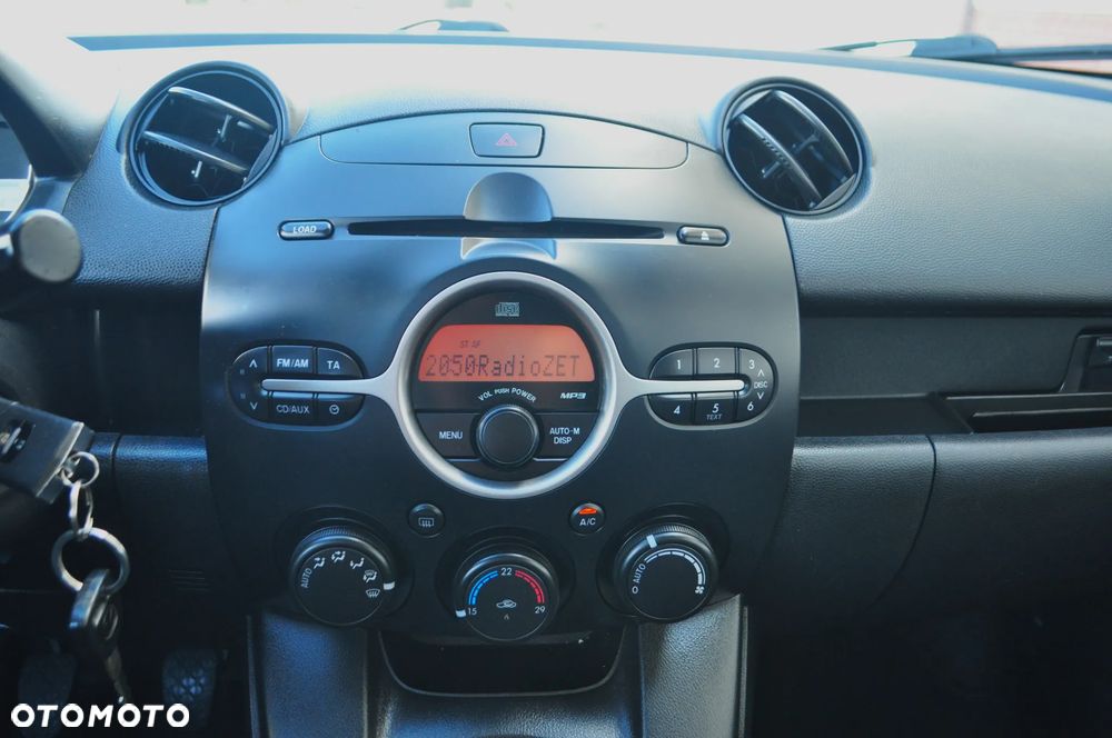 Mazda 2 1.3 Dynamic - 17