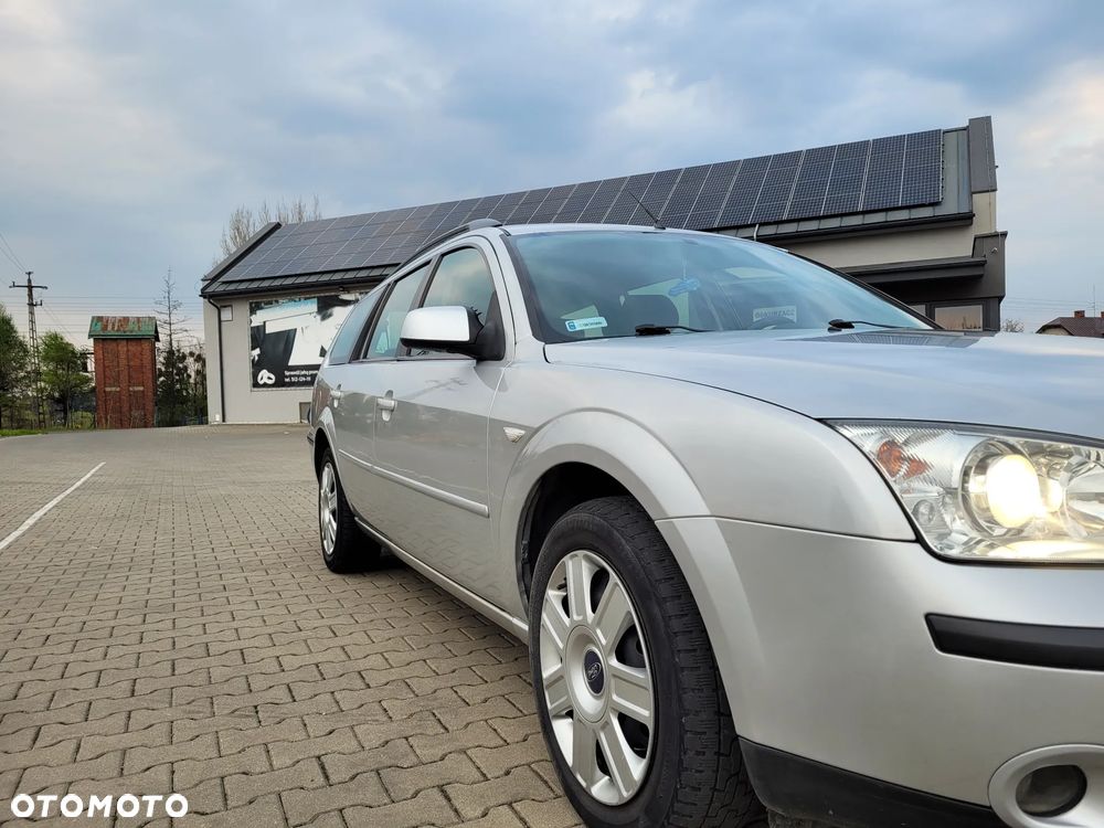 Ford Mondeo 2.0 TDCi Ambiente - 8