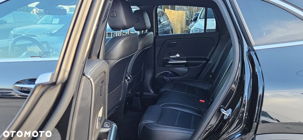 Mercedes-Benz GLA 200 d AMG Line - 22