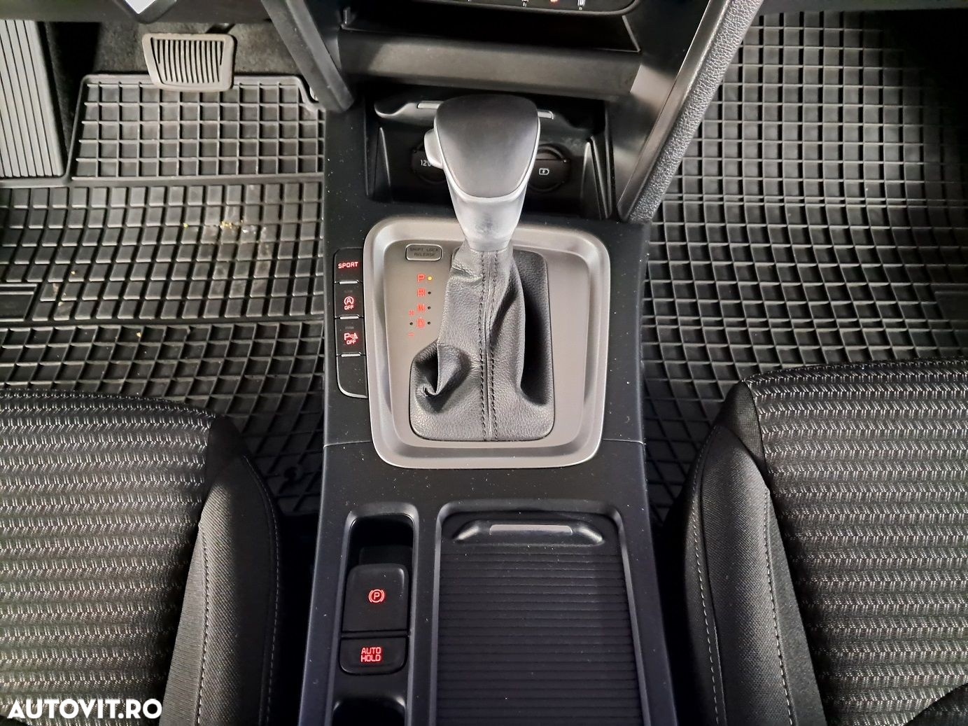 Kia XCeed - 17