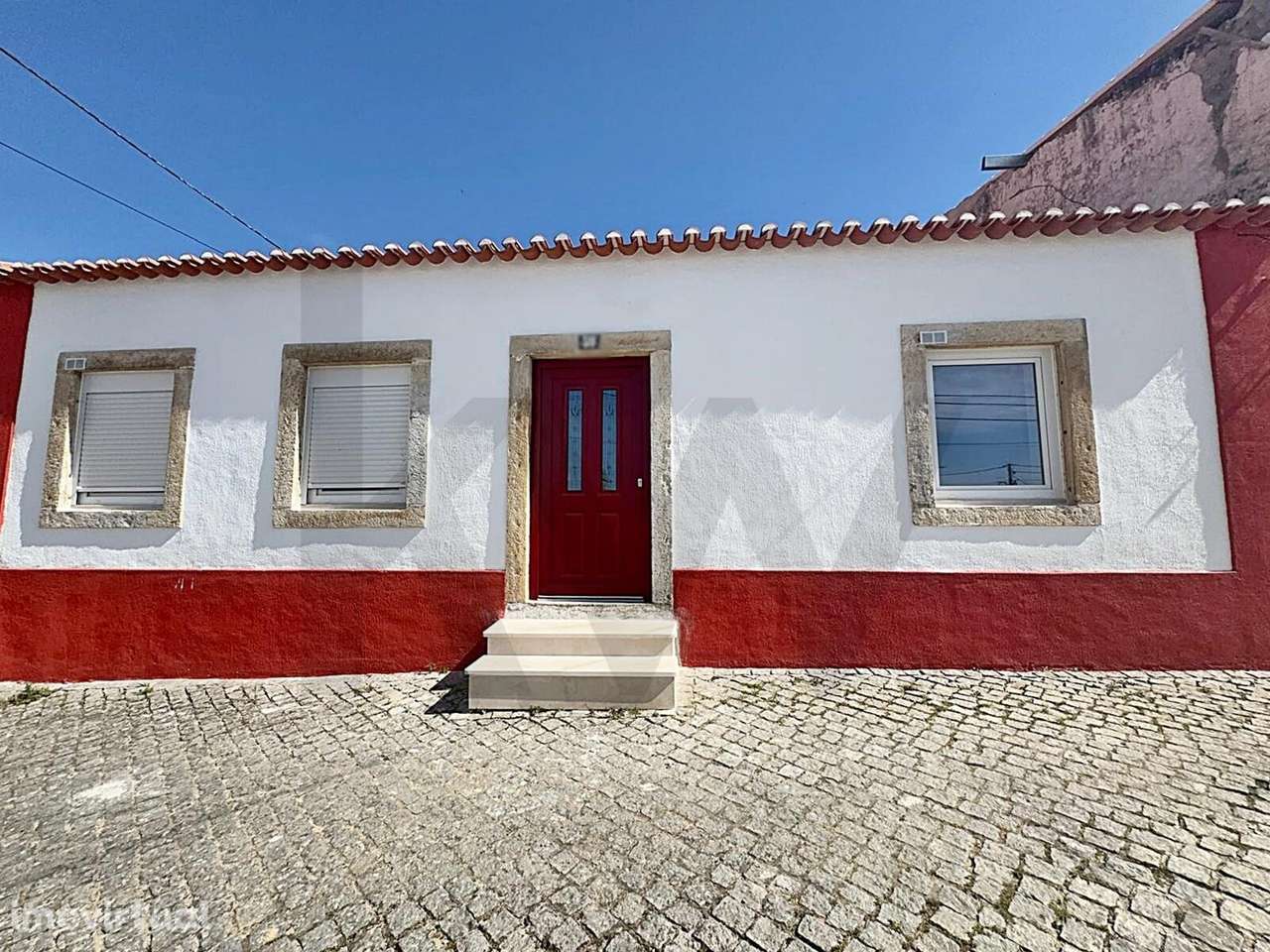 Moradia T3, com jardim,  no centro da Chamusca - Grande imagem: 2/25