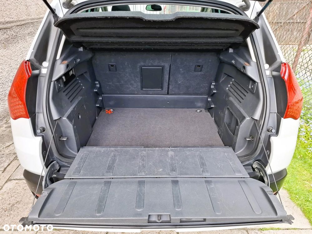 Peugeot 3008 HDi FAP 150 Platinum - 9