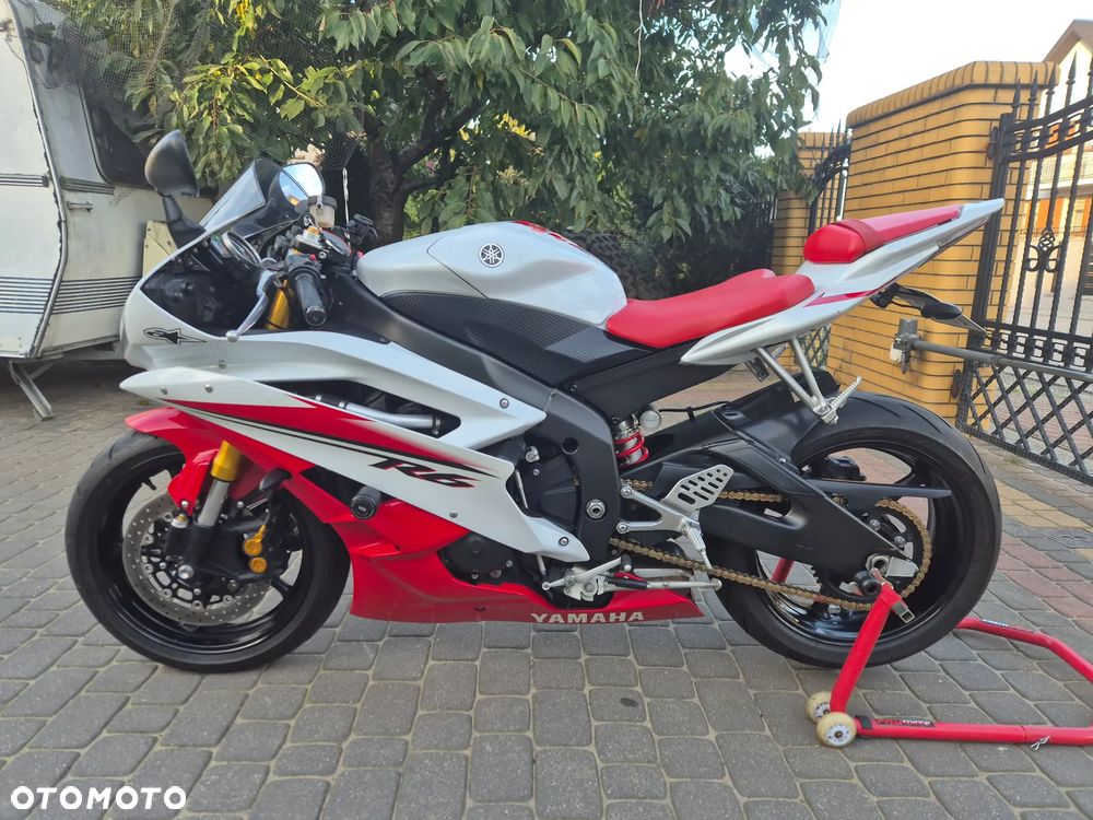 Yamaha R6 - 7