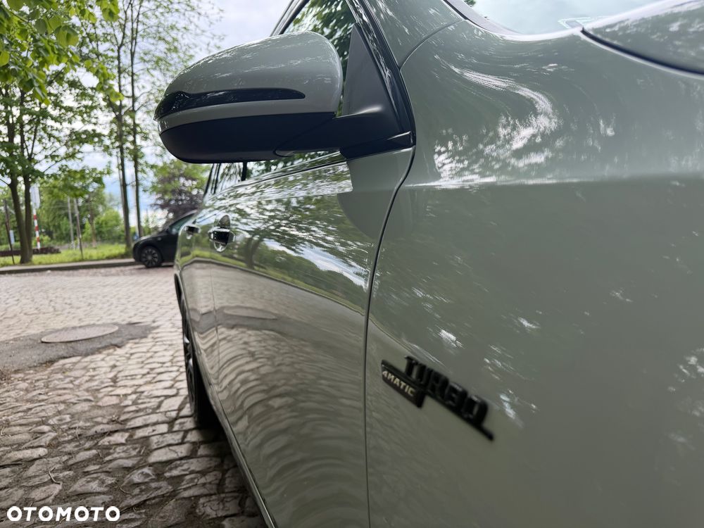 Mercedes-Benz GLB AMG 35 4Matic AMG Speedshift DCT 8G - 33