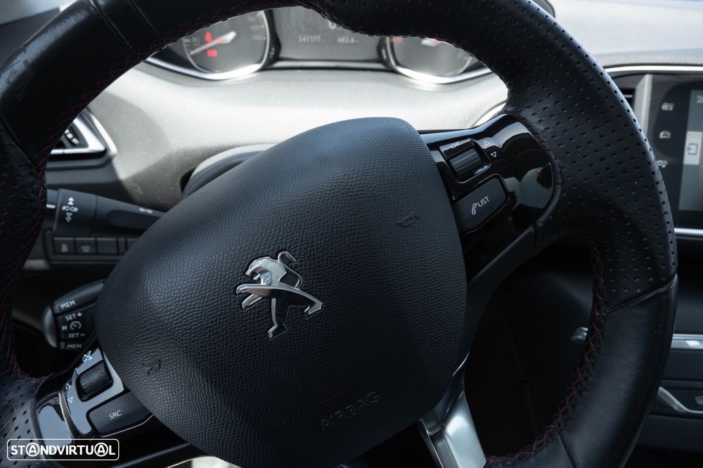 Peugeot 308 1.6 BlueHDi GT Line - 16