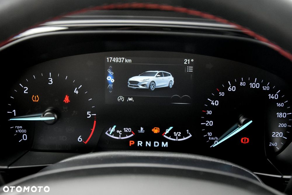 Ford Focus 1.5 EcoBlue STart-Stopp-System ST-LINE - 28